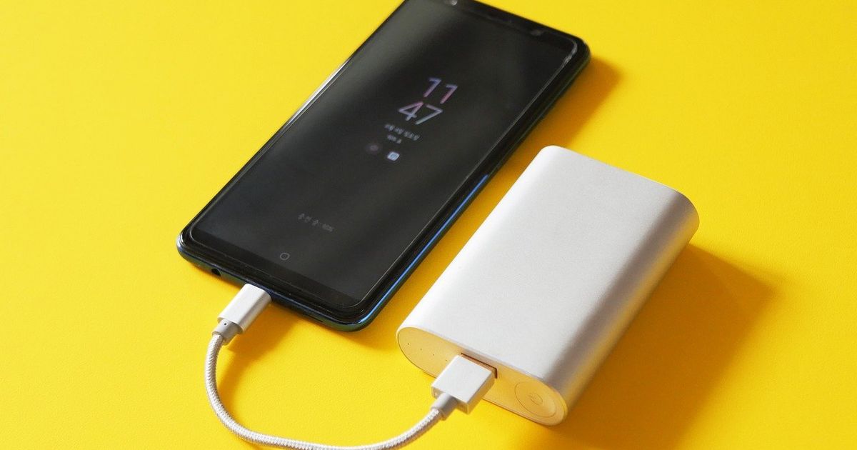 行動電源變抓姦神器?中國電商賣場出現了一批偽裝成行動電源的GPS定位追蹤器,居然還賣的超好