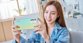 vivo V23 5G 深度實測，「醫美級」美顏效果強勢問鼎 2022 年度最佳自拍手機！