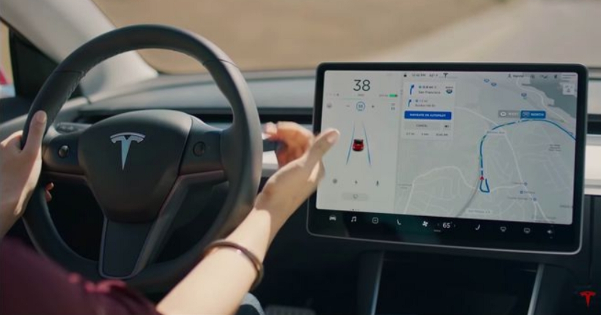 特斯拉承認就算開了Autopilot,還是需要司機持續監控