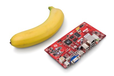 VIA 推千元級迷你電腦，APC 8750 比香蕉還要小