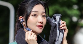【2024】運動藍牙耳機推薦：耳掛式、入耳式怎麼挑？低頻強化、音訊品質需注意