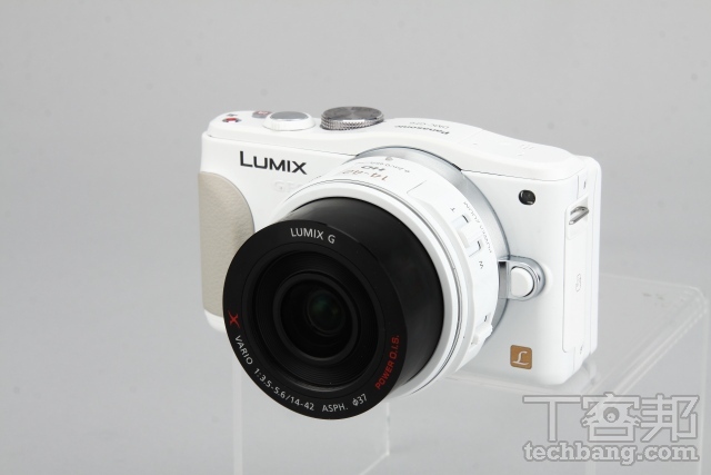 カメラ デジタルカメラ Panasonic Lumix DMC-GF6 相機評測：加入Wi-Fi、自拍觸控螢幕微單大 
