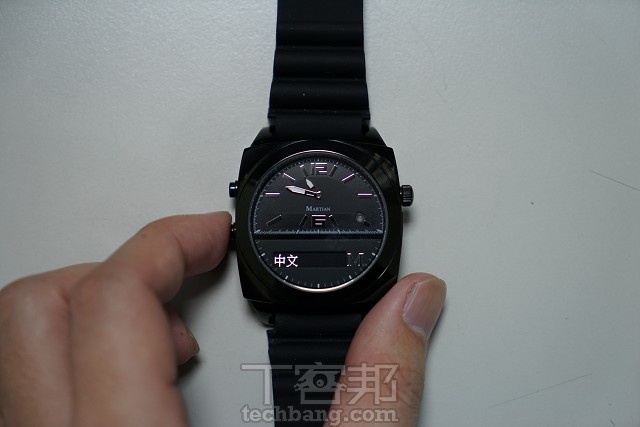 MARTIAN VICTORY MV100 藍牙智慧手錶評測：典雅指針外型，首創聲控通話、Siri 指令錶款