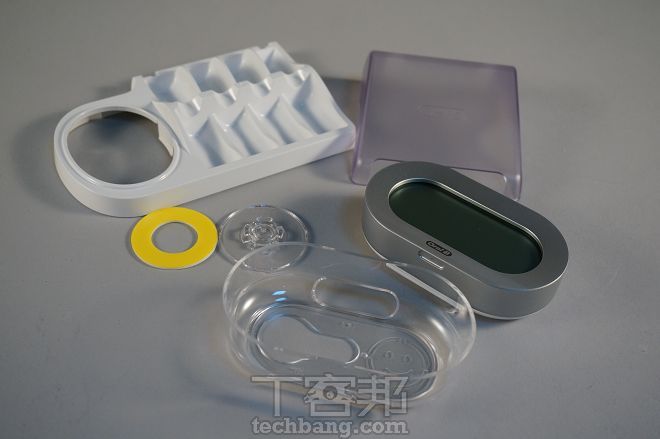 Oral-B P7000 智慧牙刷：每分鐘震動48,000次，智慧連結行動裝置App