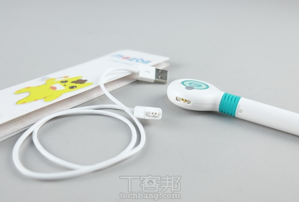 台灣開發，專為孩童設計，可到處吸顏色塗鴉的觸控筆：萌奇筆 Mozbii
