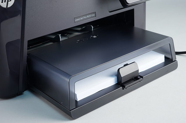 HP LaserJet Pro M201dw 黑白雷射印表機－個人工作室、小型辦公室的快速列印好夥伴