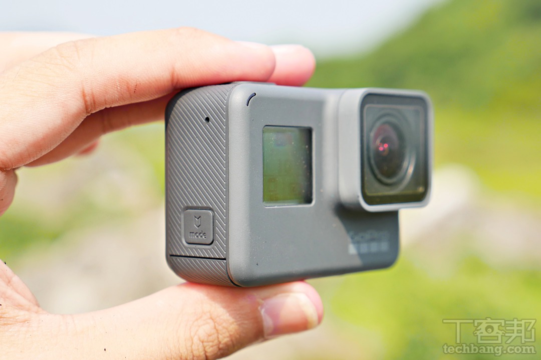 歷代最強GoPro！4K、中文聲控、裸機10M防水：Hero 5 Black/Session