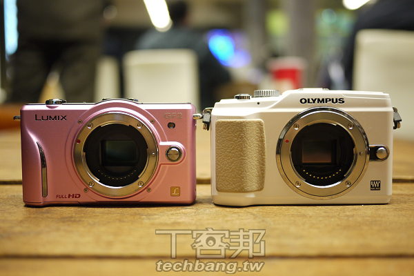M4/3 兩強對決，OLYMPUS E-PL2 vs. PANASONIC GF2 