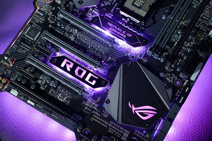 DDR4 變成 M.2 插槽，Asus ROG Maximus IX Apex 帶來更多新意