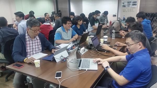 【課程】區塊鏈技術實作,學習DApp去中心化應用、動手寫智能合約、發行自己專屬的代幣