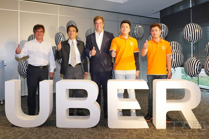 Uber 絕地大復活？改採跳錶與現金支付「UberTAXI」今天正式推出 T客邦