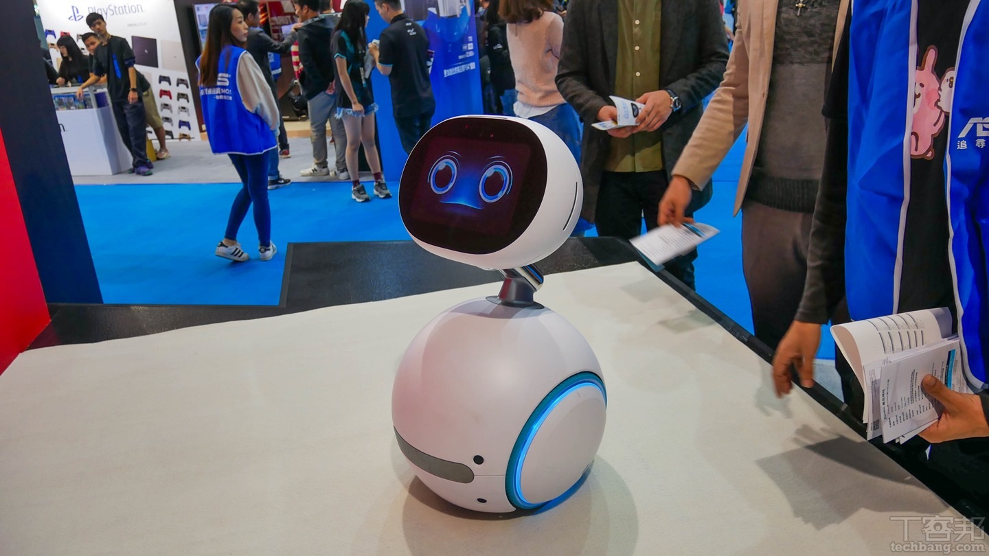 106 年資訊月首日必看重點：電競產品大爆發、各式最狂科技現身、AI 穿梭全場