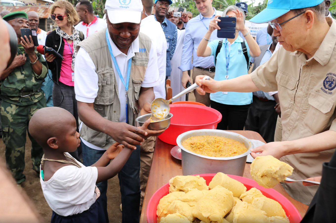 World food 1. Всемирный день продовольствия. Всемирный день продовольствия платы детей. World-food-Business. Joeys World food.