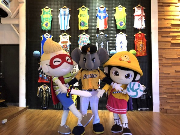 《LINE旅遊大亨》攜手中信兄弟， 彭政閔、詹子賢化身遊戲角色