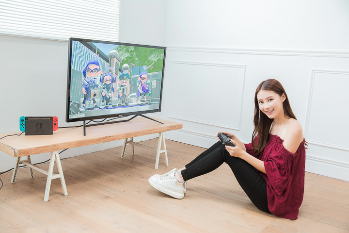 4K HDR 超高解析,流光溢彩美麗視界,Philips 液晶顯示器 436M6VBRAB 亮眼登場
