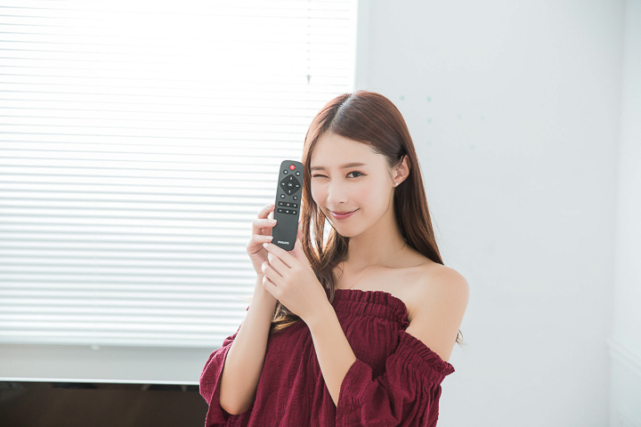 4K HDR 超高解析,流光溢彩美麗視界,Philips 液晶顯示器 436M6VBRAB 亮眼登場