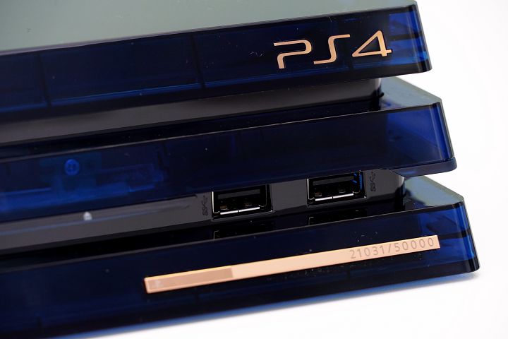 Sony PlayStation 4 Pro 500 Million 限量紀念版一手開箱，突破5 億台障壁的榮光之證| T客邦