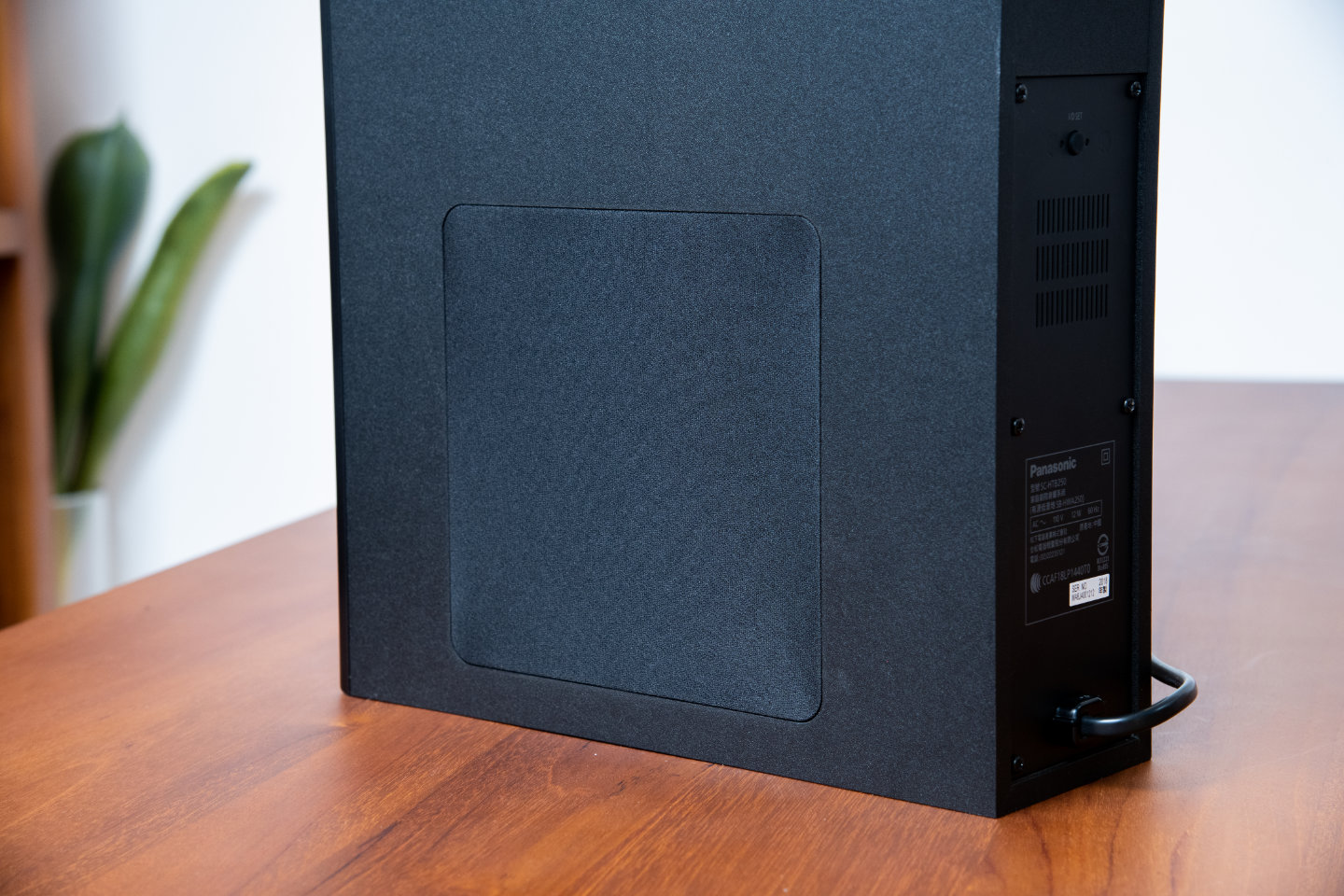 Panasonic Sound Bar小身材大本事,來了解SC-HTB250是怎麼將電影的震撼藏在小盒子裡 | T客邦