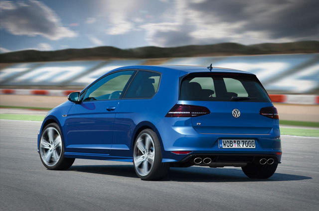 VW發佈最新 Golf R賽道奔馳影片與原廠圖片，讓人熱血沸騰的性能鋼炮!