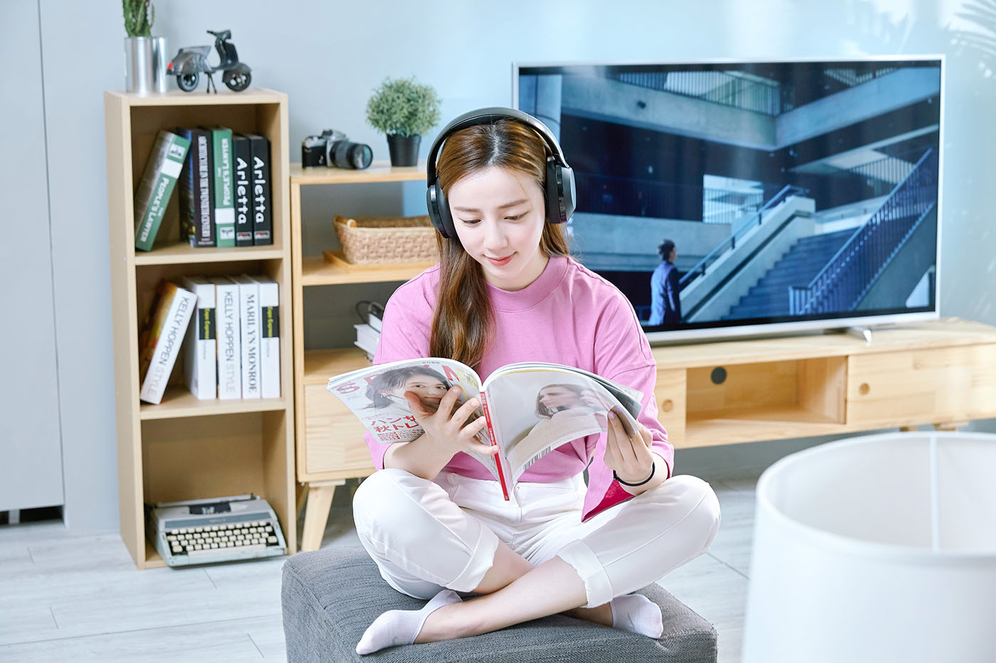 搭載Android TV 9.0系統，支援語音搜尋，ISF畫質表現，Philips 55PUH7374 大型液晶顯示器