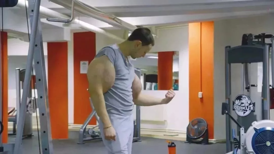 扇耳光大賽,是當代俄羅斯的地下江湖