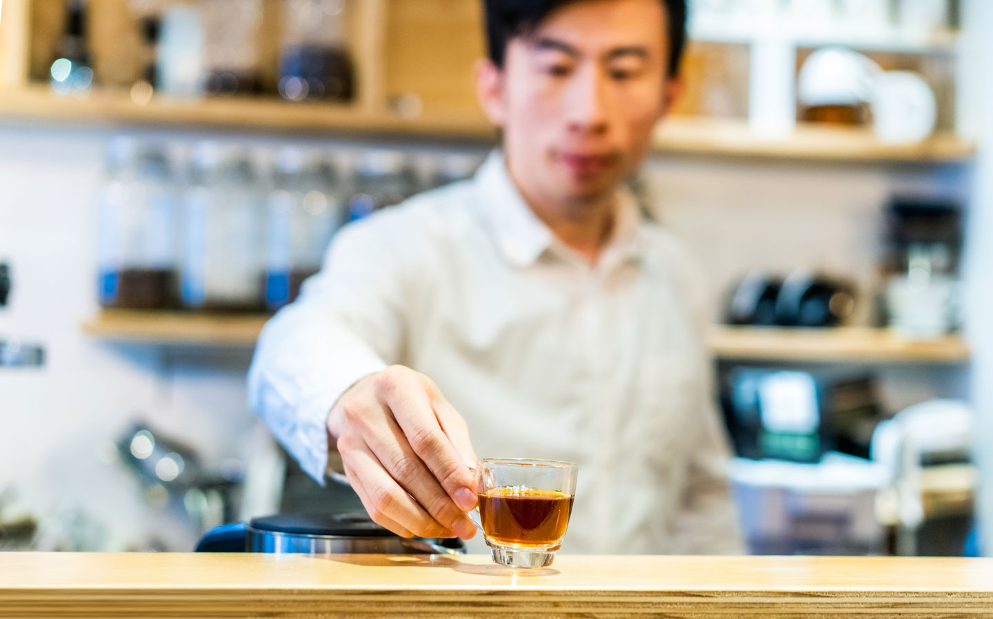 唐子軒認為，創業故事就如同一杯擺在你面前的香醇咖啡，你可以直接品味到它的美好，但卻難以想像沖泡這一杯咖啡過程中，要經歷多少次失敗的歷練。