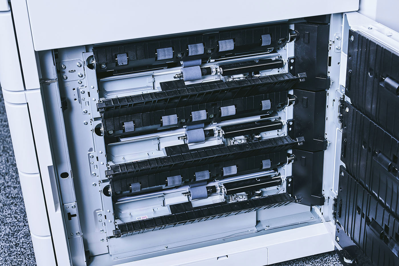 高效生產力，綠能更環保：EPSON 免加熱極速影印機 WF-C21000 一手實測報告！