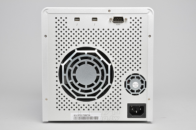 Promise Pegasus R4 磁碟陣列， Thunderbolt 傳輸效能實測