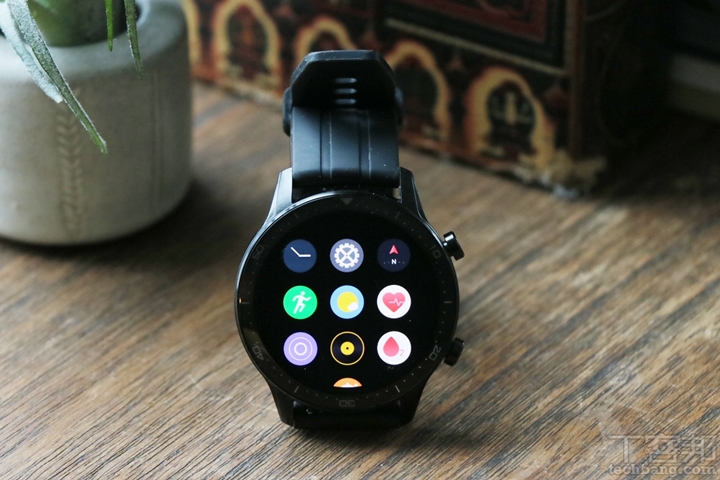 realme Watch S Pro 開箱實測：血氧偵測＋衛星定位，還有14天大電量僅