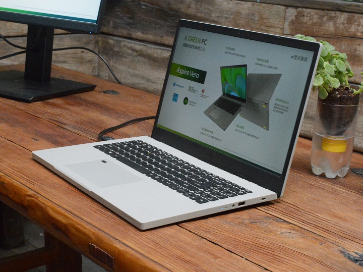 Acer Aspire Vero 環保筆電、ConceptD 7 裸視 3D 筆電開賣，再推狂熱購物節送即享券活動
