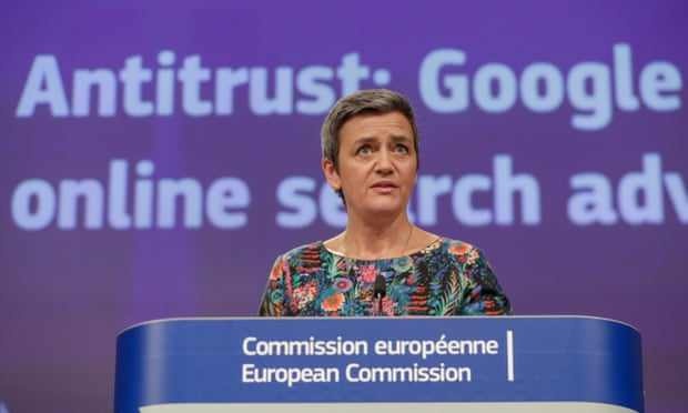 2019年，盟委員會執行副主兼競官員瑪格麗特‧斯塔格（Margrethe Vestager）宣佈因線上廣告濫用行為而向Google罰款。圖片來源：Stéphanie Lecocq/EPA 