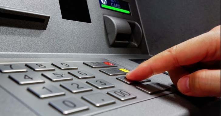 過年領錢要注意！春節期間使用 ATM 必看五大注意事項