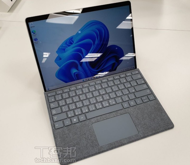 Surface Pro 8、Laptop Studio即日起台灣上市，三種摺疊模式打造多樣應用
