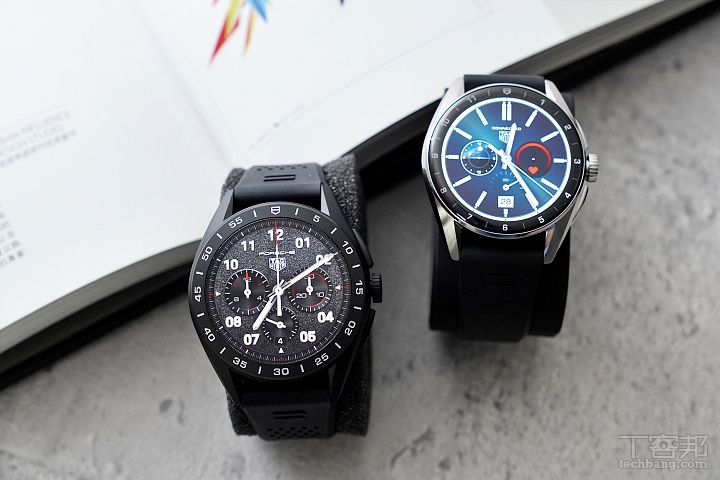 左為 TAG Heuer Calibre E4 智慧錶 45mm 款，右為 42mm 款。