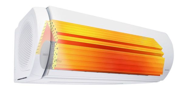 富士通於界首創的「熱交換器加熱除菌」功能，善用了空調本身的運作原理及溫度調節機制，因能成功壓低耗電量，邏輯簡單但效果卻令人十分驚艷。（圖片來源：富士通）