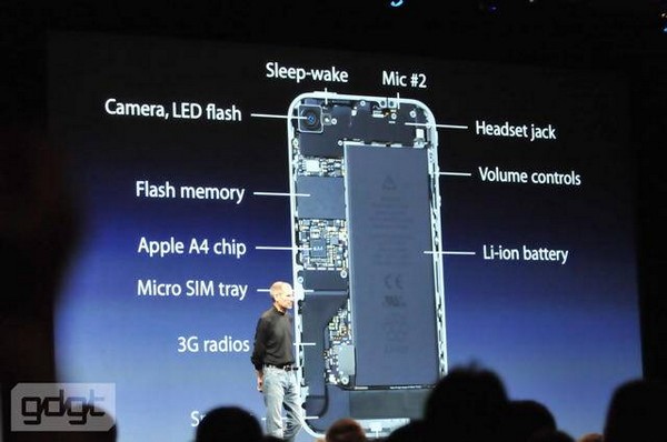iPhone 4 拆解. 圖片來源：gdgt