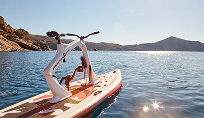 想騎車又想下水？Red Shark Bike：把電動自行車和划船摻在一起變成電動自行舟