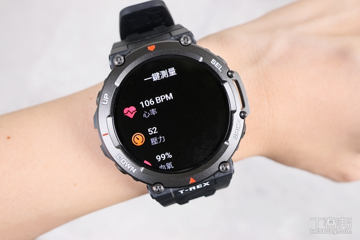 Amazfit T-Rex 2 軍規級智慧錶實測，可靠性高、續航力表現出色的智慧錶