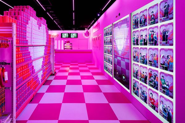 「網路紅娘」Tinder 在日本開起便利商店了，約會 app 不只是「看臉」