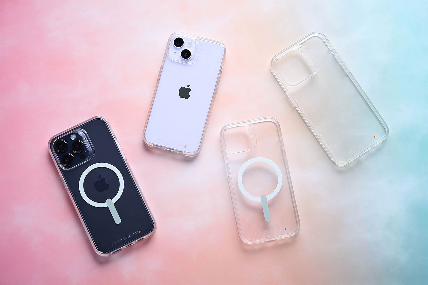 水晶系列的全透明計，最大化地保留了 iPhone 的原貌，同時也有一般、磁吸兩種款式可以選擇。