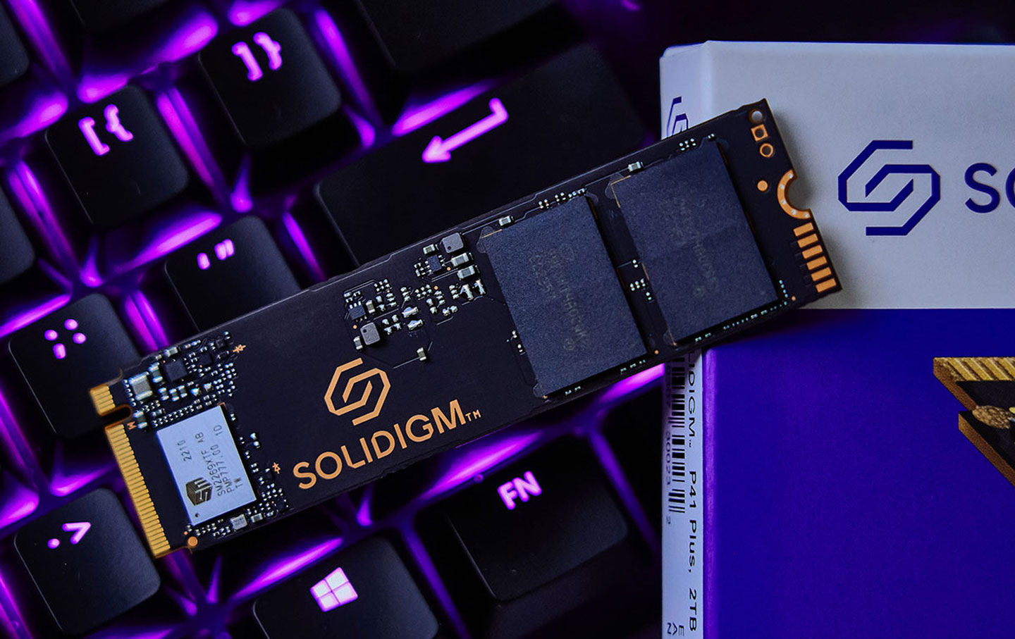 SOLIDIGM P41 Plus PCIe 4.0 SSD 開箱實測：定位入門級的新選擇，效能