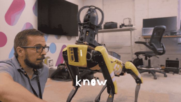 工程師將波士頓動力機器狗掛上了 ChatGPT ，現在這隻狗能聽懂人話還會跟你聊天