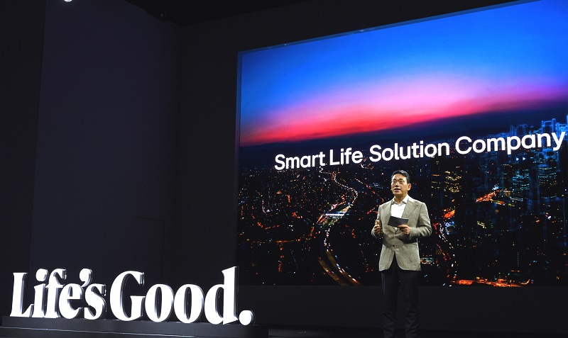 LG電宣布將從目前全球家電領導品牌轉型成提供「智慧生活解決方案」的企，以連結及擴展多樣化客戶體驗。