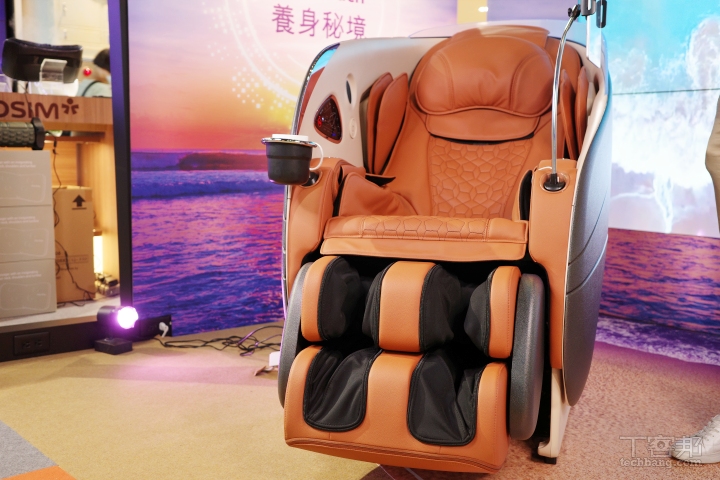 OSIM 推出養身保健 uDream Pro 五感養身椅，視覺、聽覺、嗅覺、味覺、觸覺五感舒緩壓力