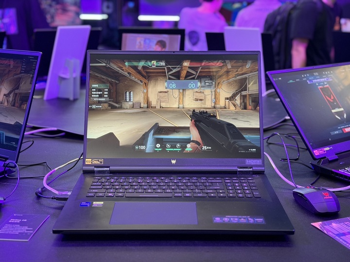 Acer Predator 玩家盛會，WirForce 場內搶先看 Predator Orion X 電競桌機