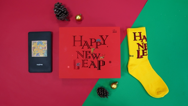 realme 攜手前 Gucci 計師推出 HAPPY NEW LEAP 新年禮盒