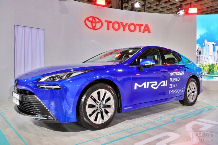 Toyota 展出概念純電休旅車，PRIUS PHEV 芥末黃車色限量 20 台開賣