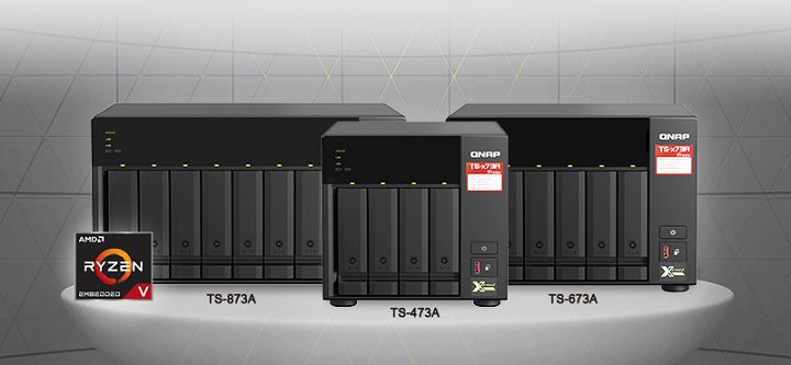 QNAP 旗下 TS-x73A 系列（包含支援 4、6、8 顆硬碟三款機種），搭載 AMD Ryzen V1000 系列 V1500B 四核心 8 執行緒 2.2 GHz 處理器，並支援雙 2.5GbE 傳輸效能。