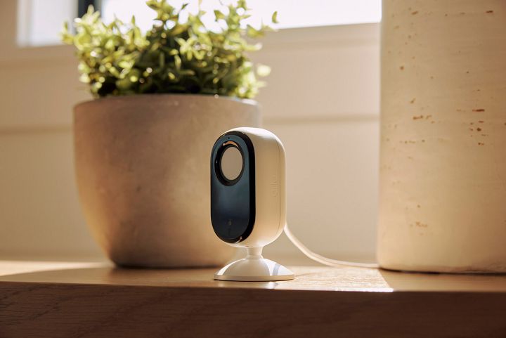 Arlo 在台推出 Essential 系列新品，包括新一代視訊門鈴及室內/外雲端攝影機，以強化安全隱私為重點