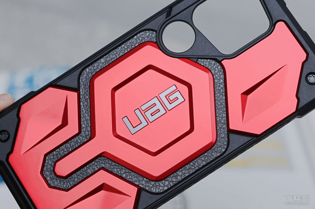 UAG 全系列三星 S24 Ultra 保護殼開箱！支架系列超讚、追劇必備